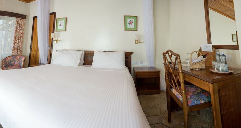 Hotel Jacaranda Lake Elementaita Lodge