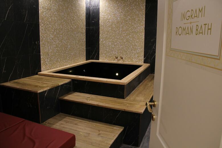 Bed & Breakfast Ingrami Suites