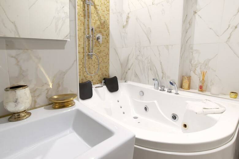 Bed & Breakfast Ingrami Suites