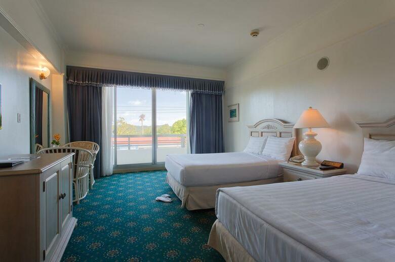 Palasia Hotel Palau