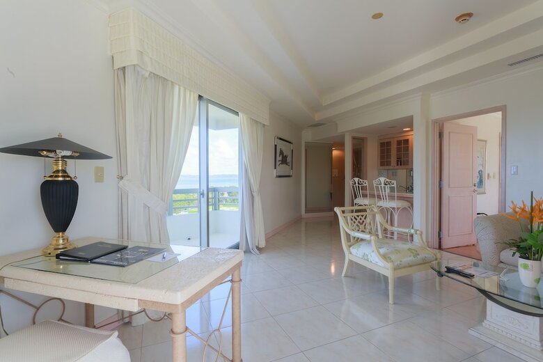 Palasia Hotel Palau