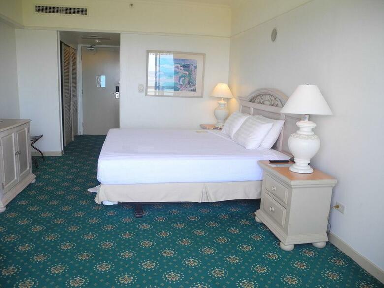 Palasia Hotel Palau