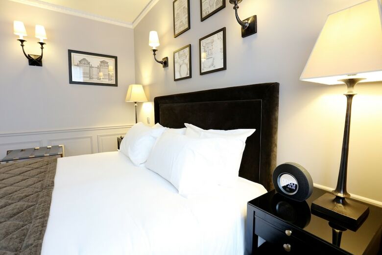 Hotel Saint-louis Pigalle