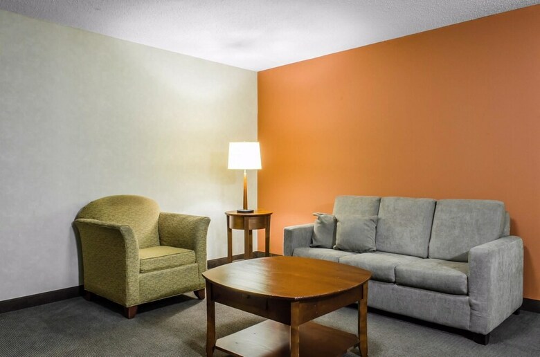 Hotel Sleep Inn & Suites