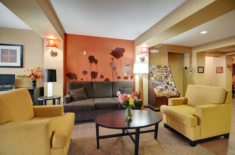 Hotel Sleep Inn & Suites