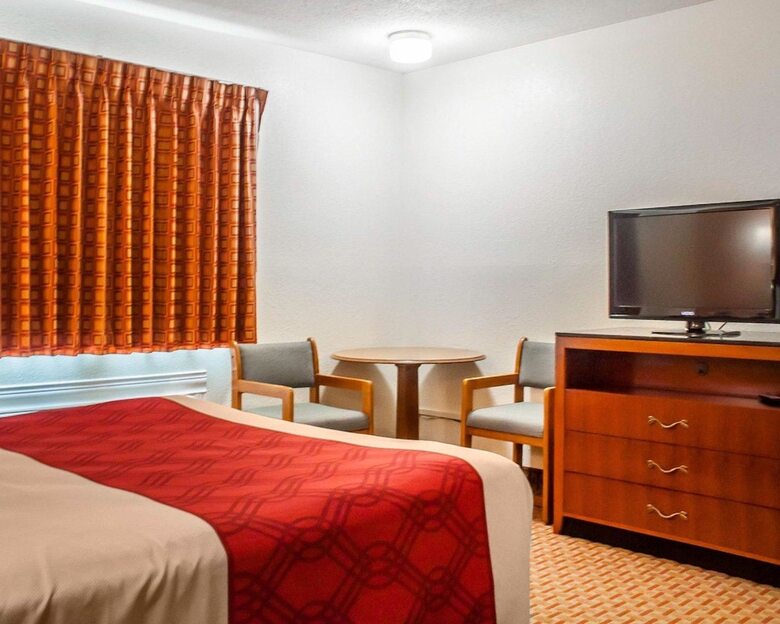 Hotel Econo Lodge Cuba I-86