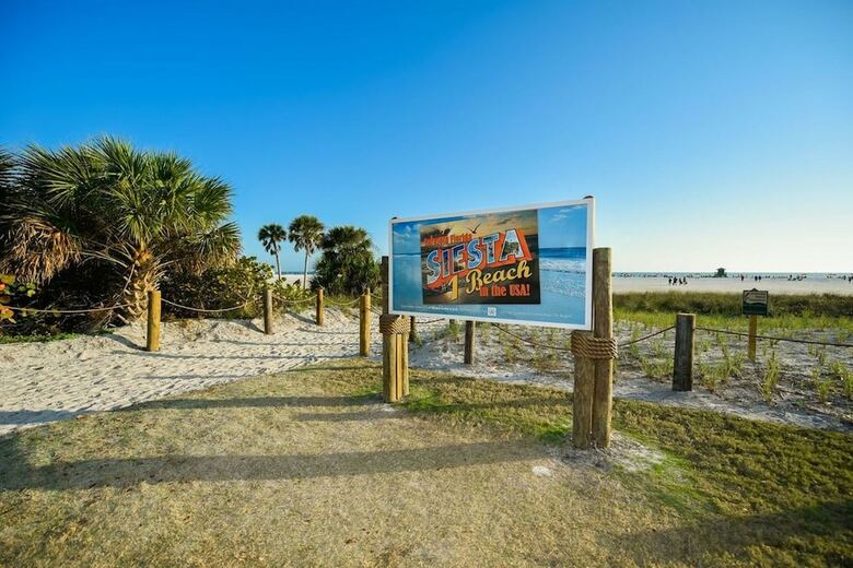 Bay Oaks By Beachside Management