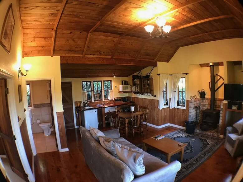 Vineyard Cottages