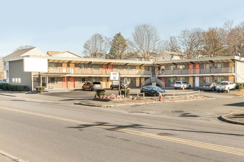 Motel Hotel Malden Ma Broadway