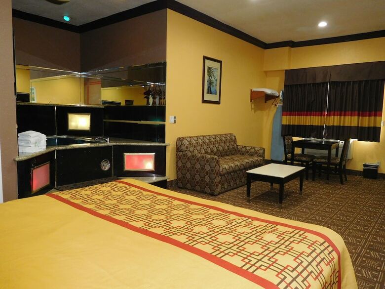Hotel Diamond Inn