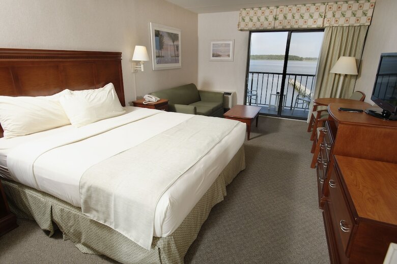 Motel The Bay Resort