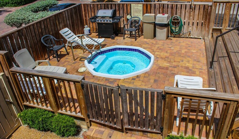 Hollywood Sands Resort, A Vri Resort