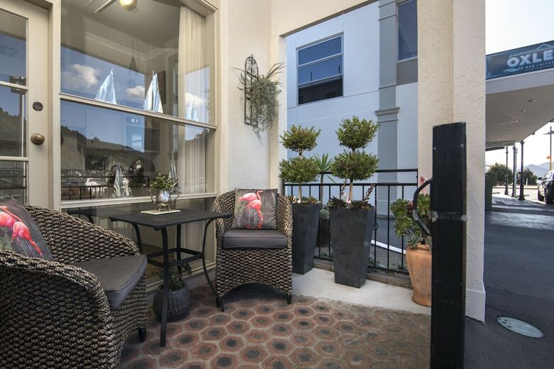 Art Deco Apartment
