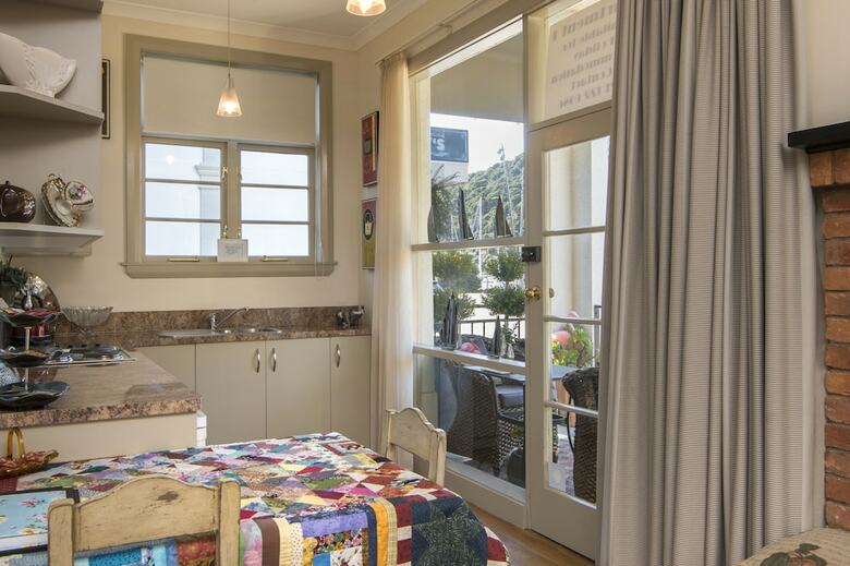 Art Deco Apartment