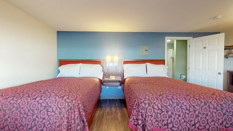 Scarborough Beach Motel