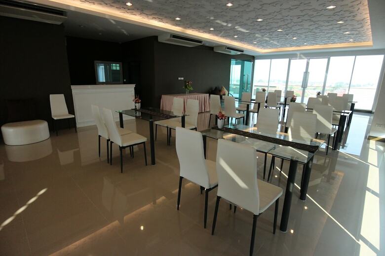 Hotel The Sila Sriracha