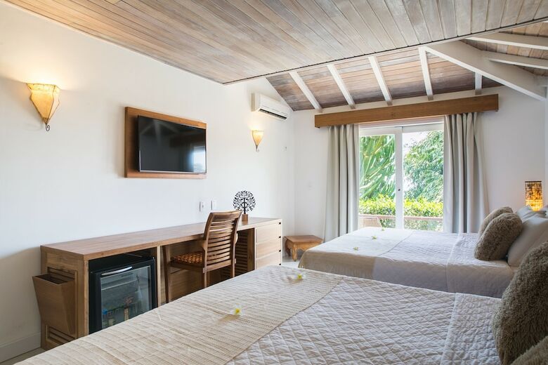 La Pedrera Small Hotel & Spa