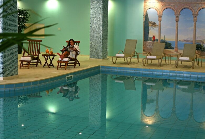 St. George Hotel Spa & Beach Resort