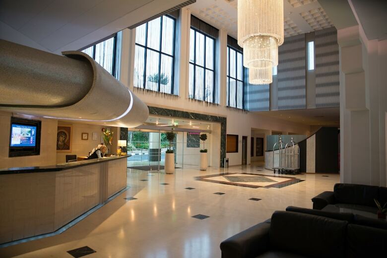 St. George Hotel Spa & Beach Resort