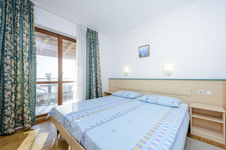 Apartments Matu?ko