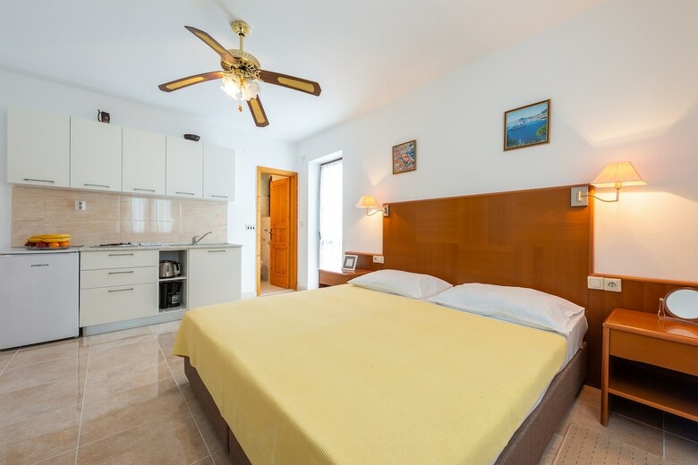 Apartments Matu?ko
