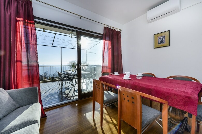 Apartments Matu?ko