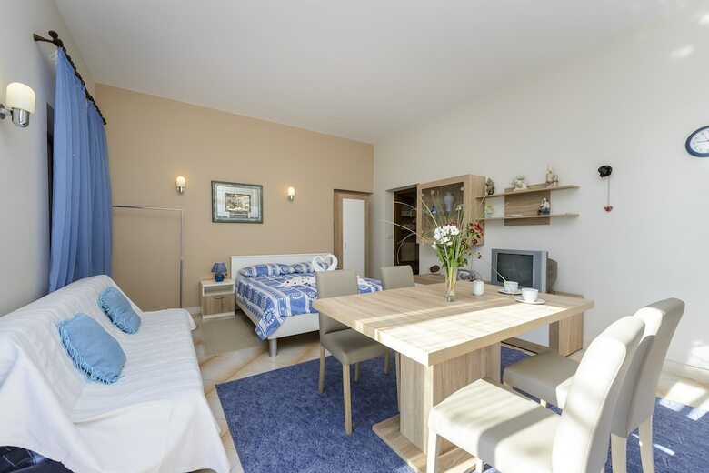 Apartments Matu?ko