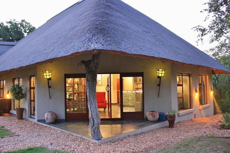 Posada Kusudalweni Safari Lodge And Spa