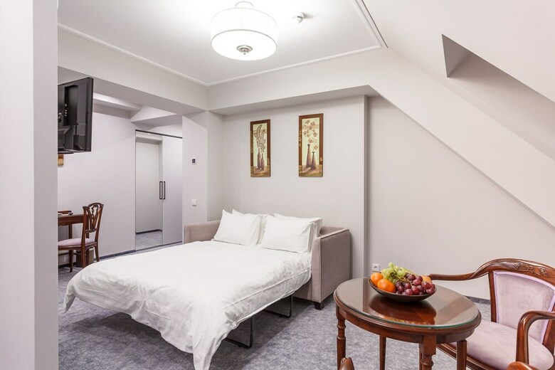Medea Hotel