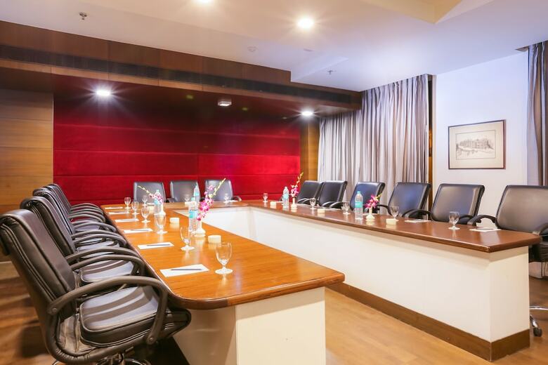 Hotel Regenta Almeida Zirakpur Chandigarh