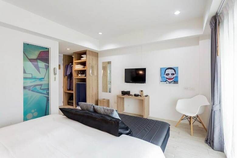 Hotel The Core St. By Stay Now