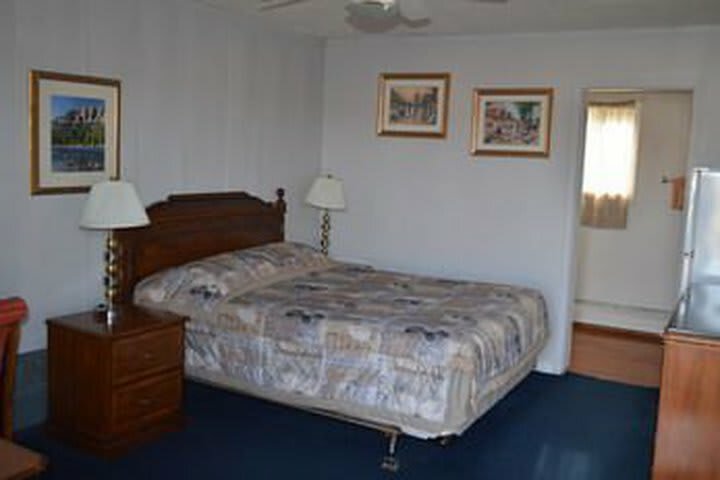 Hotel Thriftlodge Grande Prairie