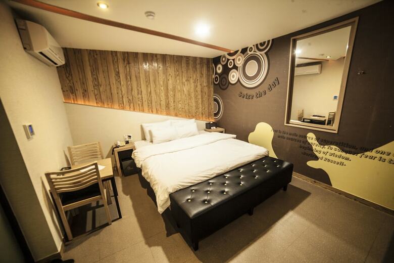 Hotel Oz Oncheonjang
