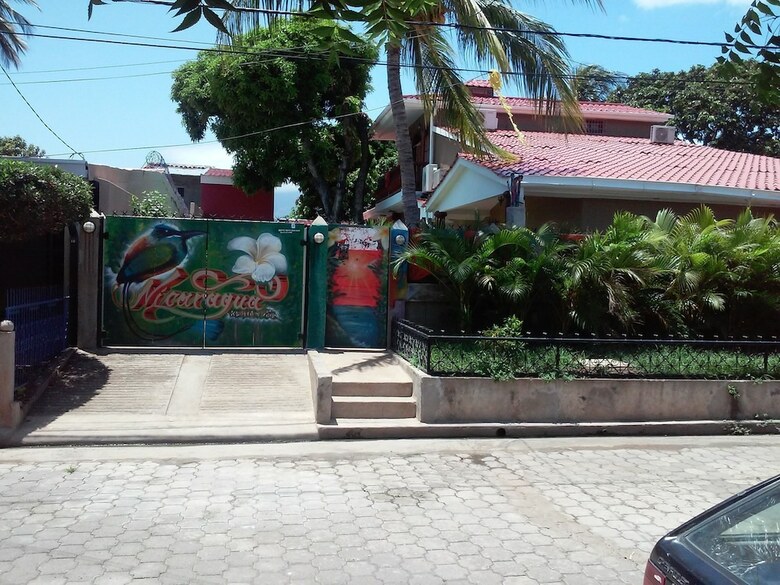 Hostal Guest House Casa de Oro