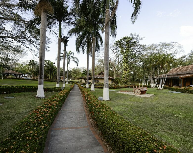 Casa Conde Beach Front Hotel - All Inclusive
