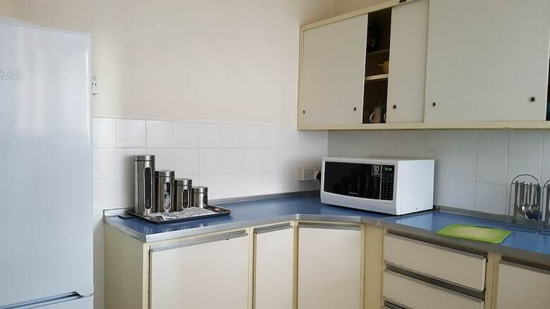 Lolos Elegant Three Bedroom Apartment