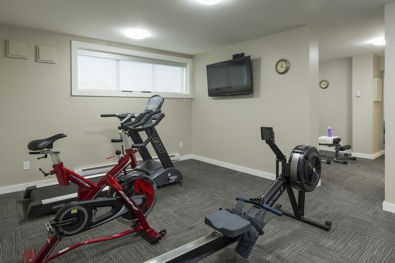 Homeport Apartment Hotel