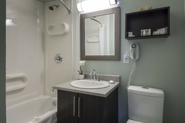 Homeport Apartment Hotel