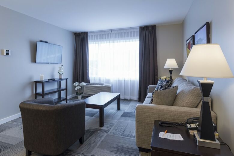 Homeport Apartment Hotel