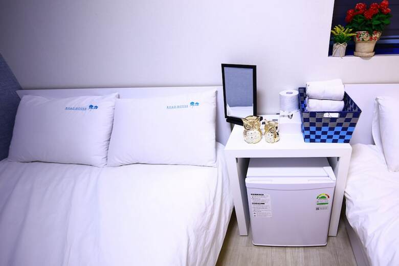 Hotel Road House Myeongdong