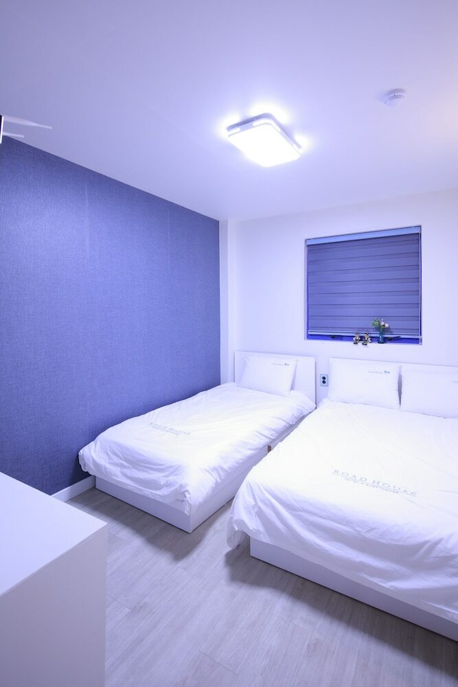 Hotel Road House Myeongdong