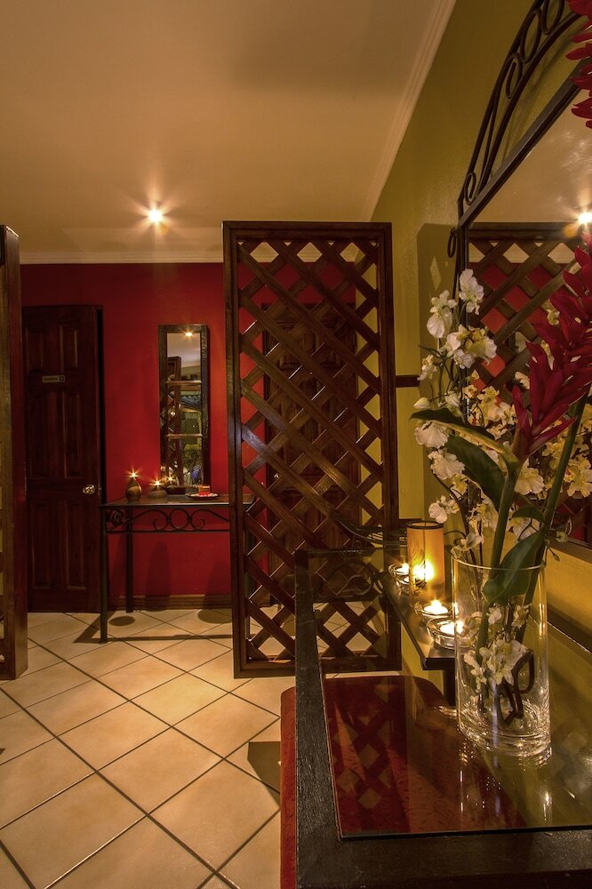 Hotel Iguana Verde