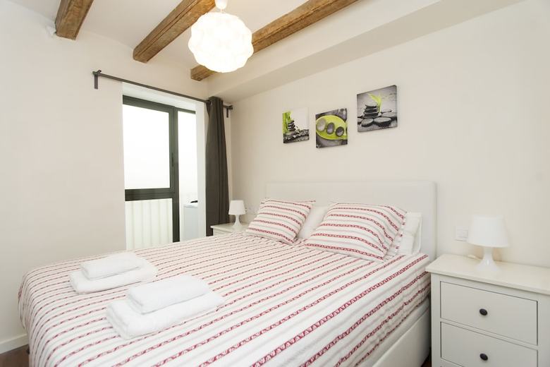 Apartments Sfamilia Barcelona