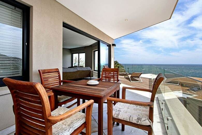 Aparthotel Houghton View 13