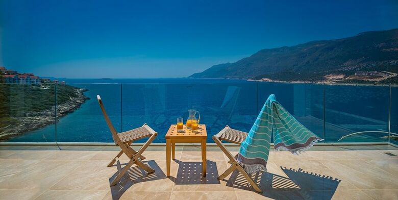 Hotel Deniz Feneri Lighthouse