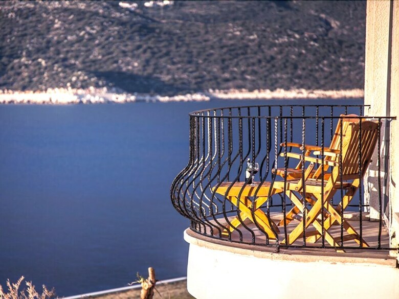 Hotel Deniz Feneri Lighthouse