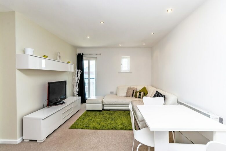 Racecourse Serviced Apartments