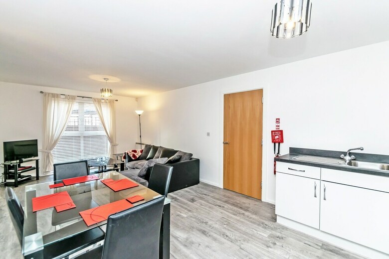 Racecourse Serviced Apartments