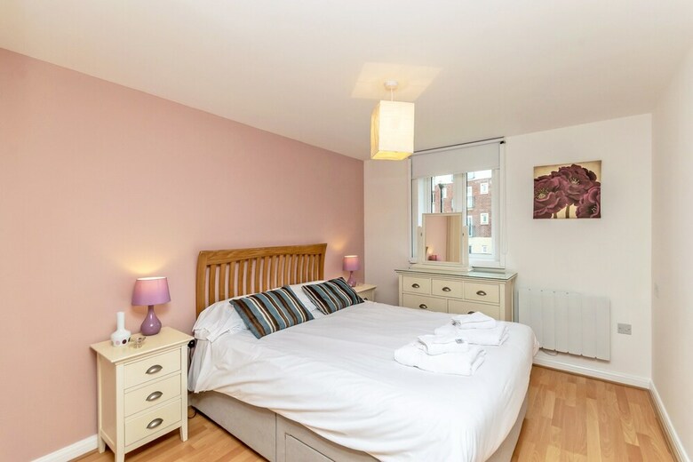 Racecourse Serviced Apartments