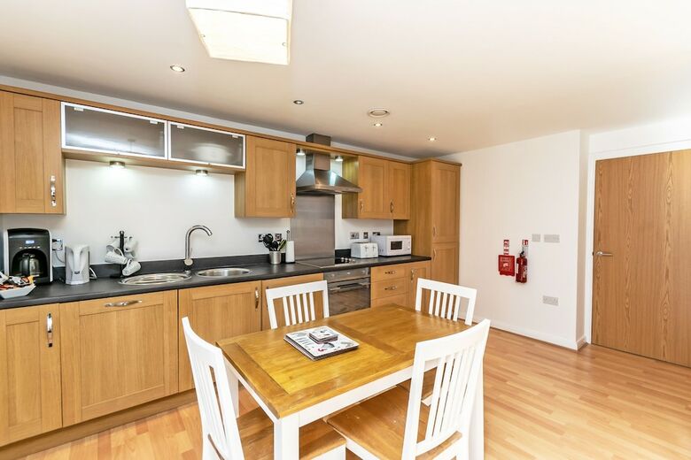Racecourse Serviced Apartments